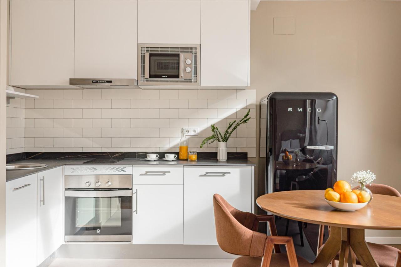 Home Art Apartments Salamanca Мадрид Экстерьер фото