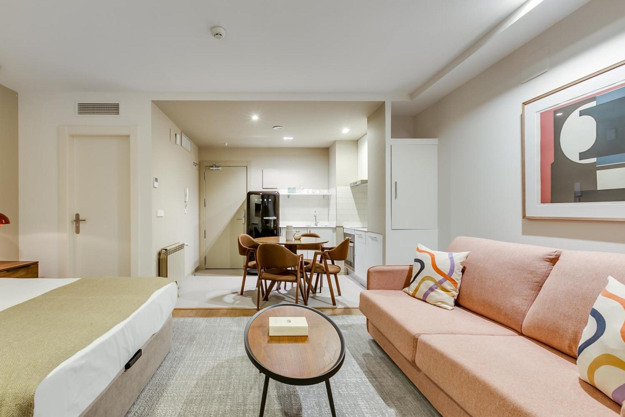 Home Art Apartments Salamanca Мадрид Экстерьер фото